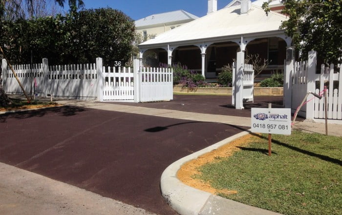 Peppermint Grove asphalt driveway crossover